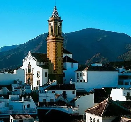 Centro Castillo San Luis * Estepona