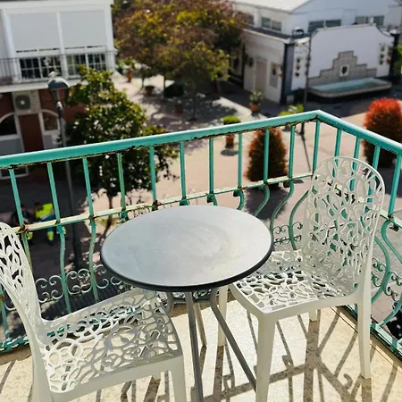 Centro Castillo San Luis Appartement Estepona